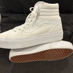 Vans Women's white High-Top Sneakers